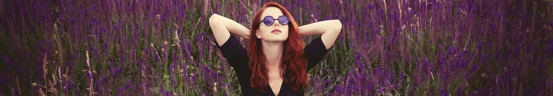 Hoe je rode haren intens en lang laten stralen: onze vijf tips