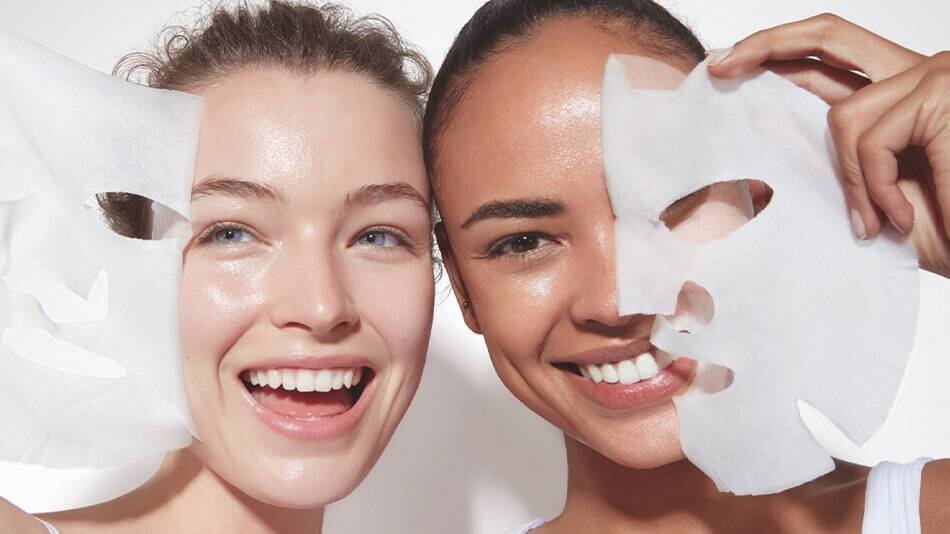 6 raisons d’hydrater son visage avec un masque en tissu