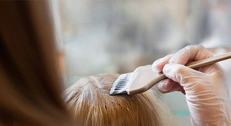 Mijn grijze haar kleuren: welke kleur dekt het beste de grijze kleur? 