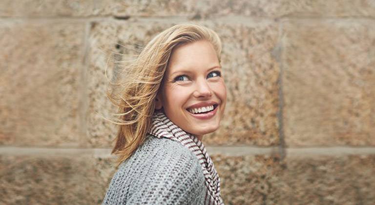 Attractive hair styles for medium blonde hair