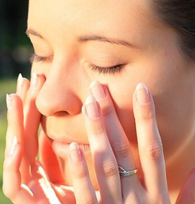 OMGAAN ONZUIVERE HUID 1